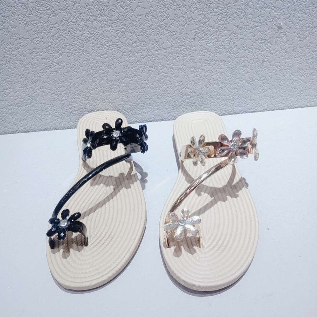New flat-bottomed children's slippers Item Picture
