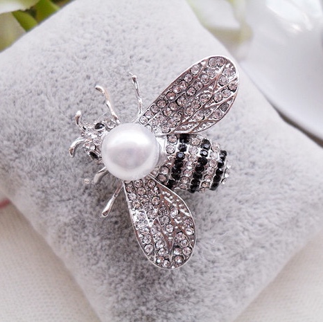 Black and white diamond bee brooch thumbnail