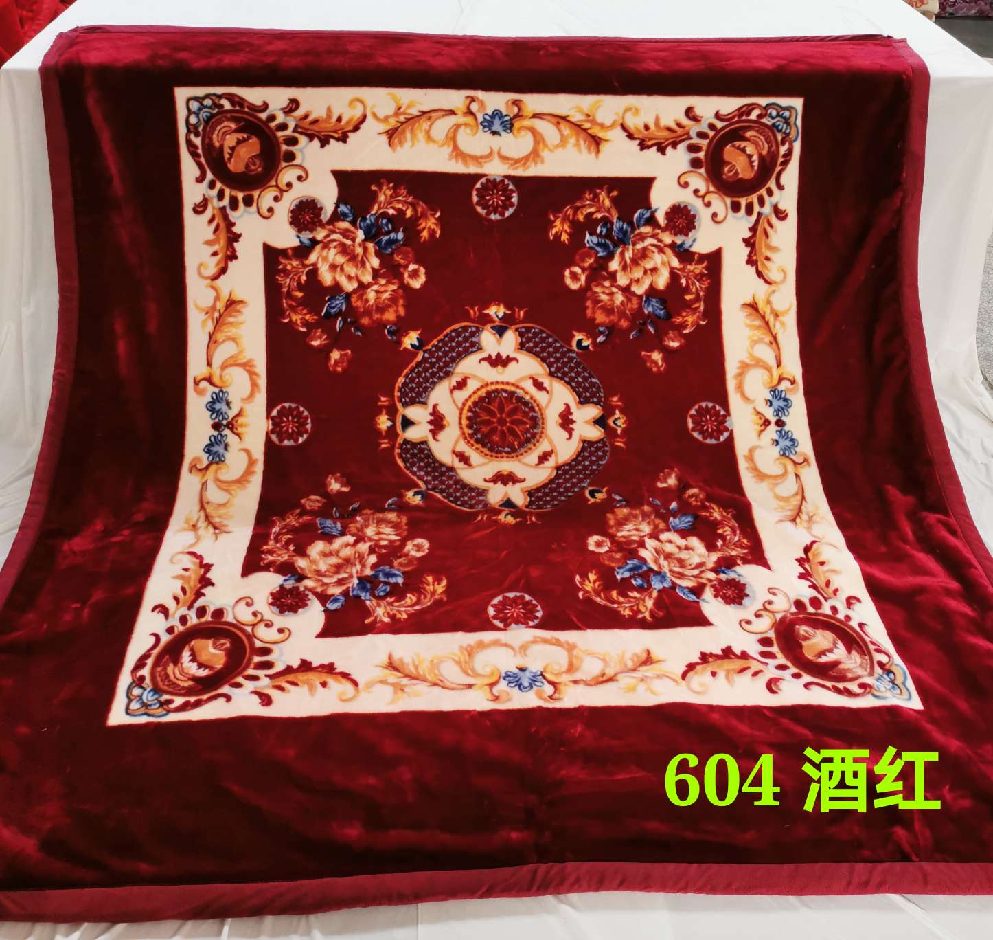 Raschel Blankets Are Thickened In Spring And Autumn And Winter Specification drawing