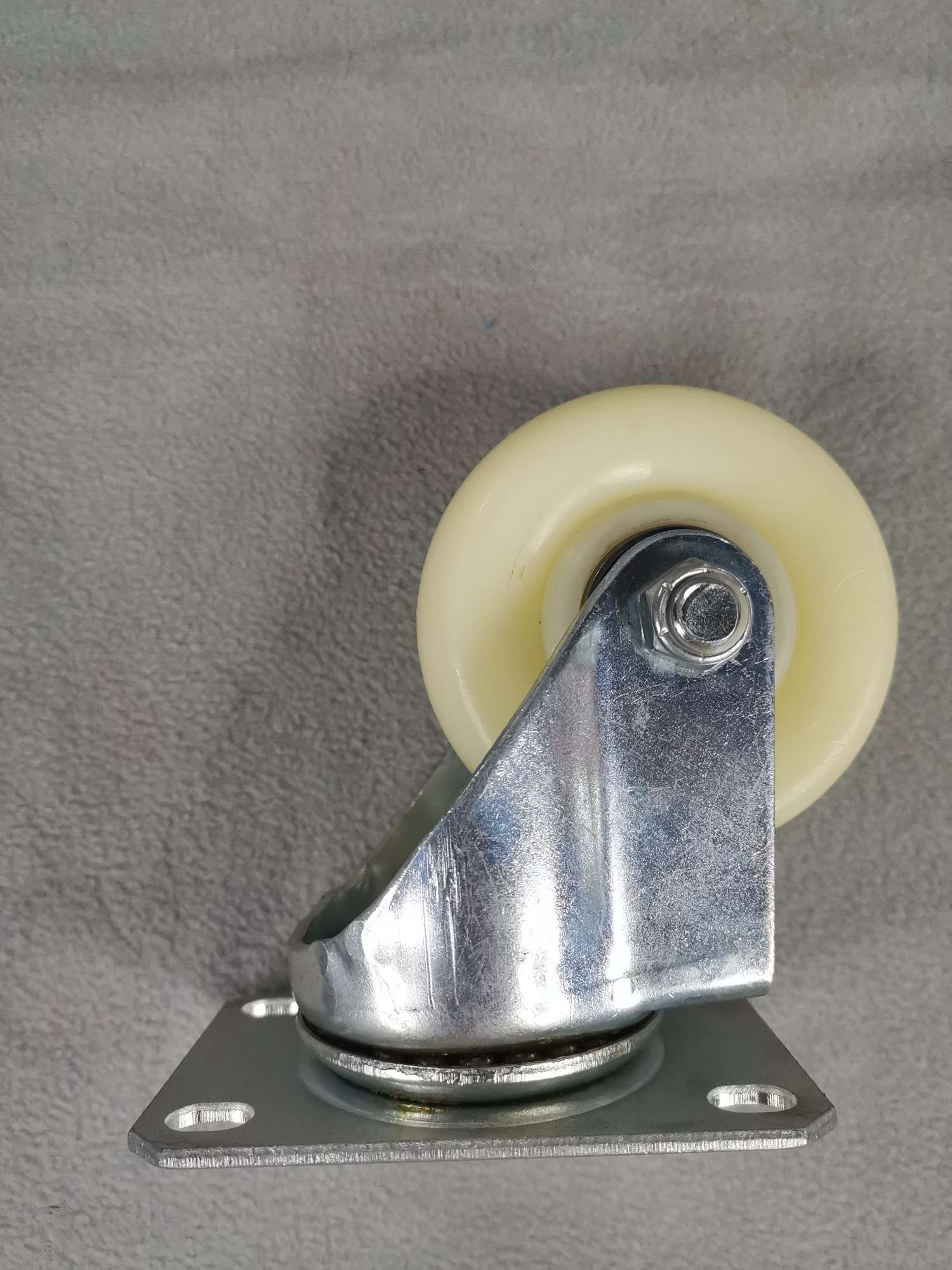 3-inch medium-sized white nylon casters detail image 1