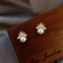925银针小蜜蜂珍珠耳钉韩国设计耳环简约小巧可爱时尚耳饰女批发图