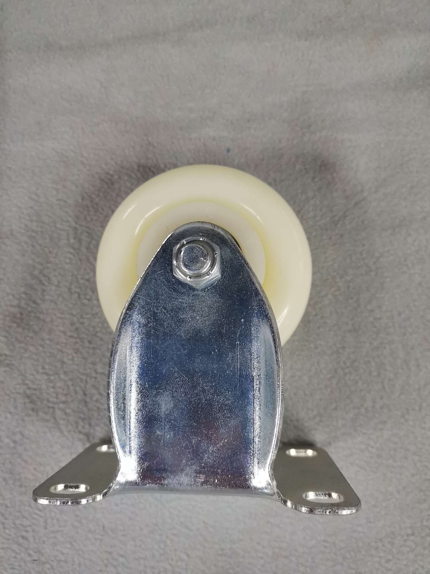 3-inch medium-sized white nylon directional wheels Application Scenario