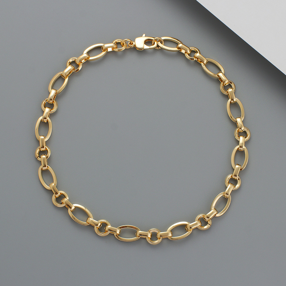 Wholesale of new, simple and short Hong Kong-style sweater chains and necklaces from the manufacturer
