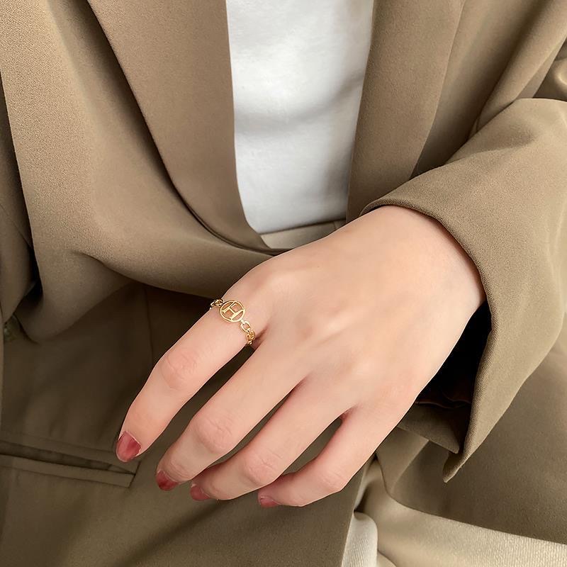 Chenglong Jewelry's imitation big brand letter ring for women's ins, trendy, fashionable and individual open index finger ring, light luxury and niche design, exquisite ring CL01179-20 details Picture