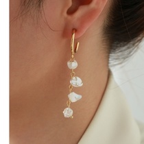 Shaped freshwater pearl ear buckle, European and American trend.