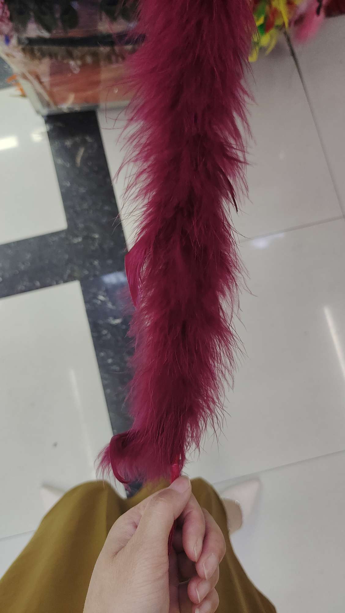 火鸡半绒羽毛条黑色产品图