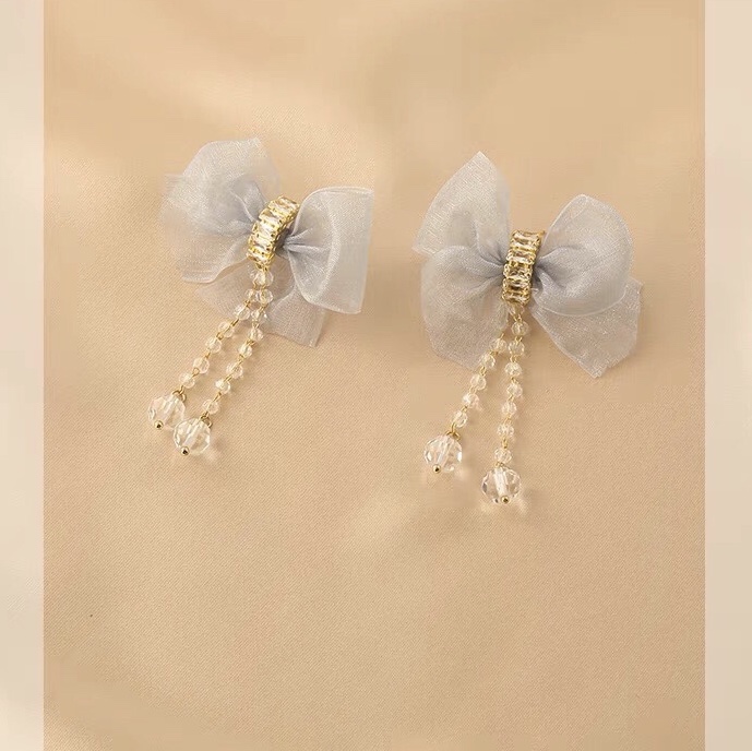 Exquisite summer chic chic earrings with handmade bows