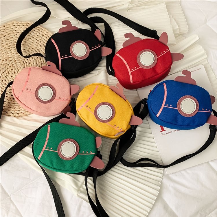 Korean-style children's crossbody bag, cartoon submarine-shaped coin purse, fashionable, trendy and cute baby, versatile single-shoulder bag details Picture