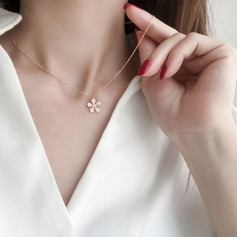 081 Ladies' Summer Pure Copper simple and sweet 2021 New Niche light Luxury Style Versatile necklace Application Scenario