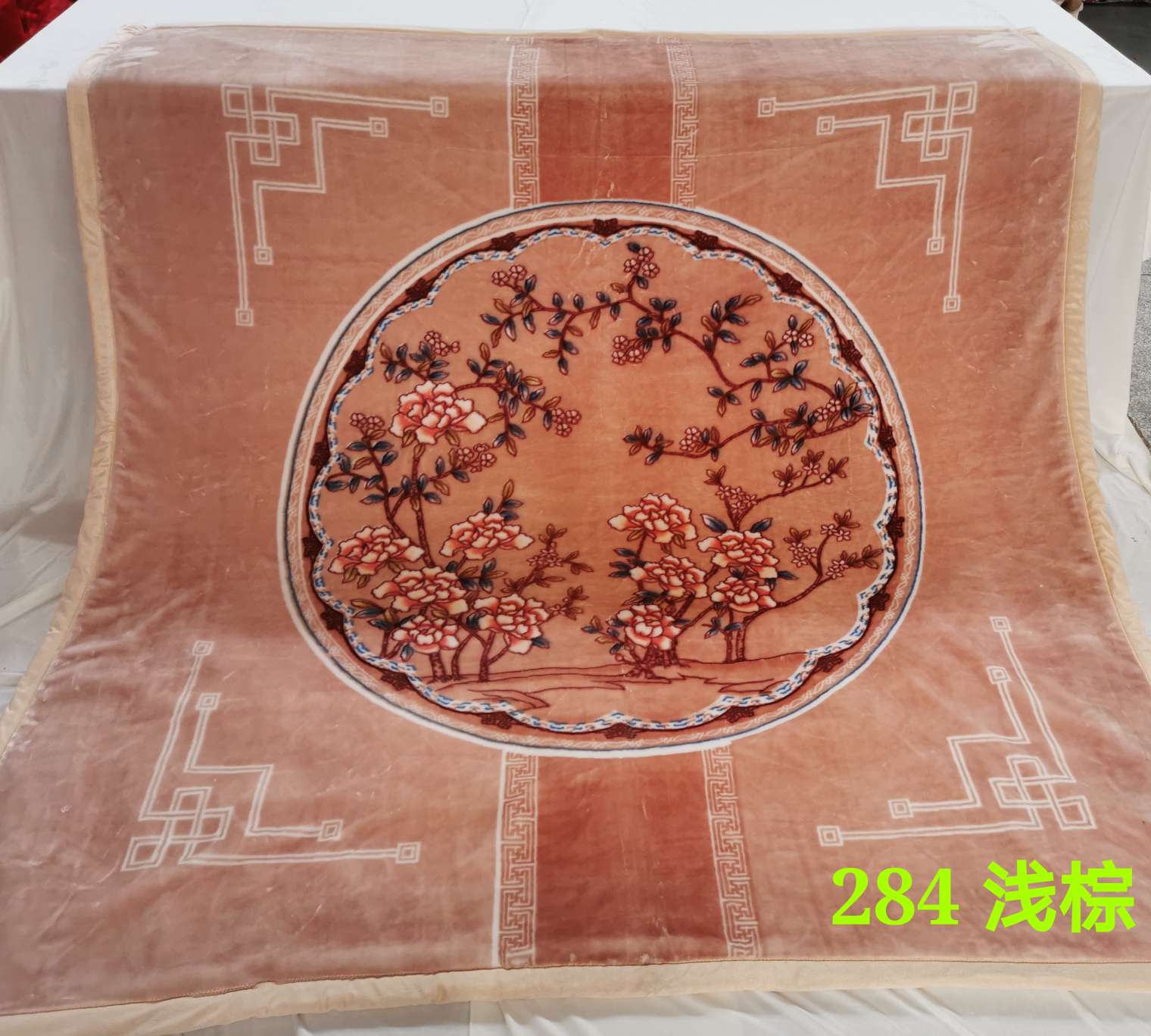 Raschel Blankets Are Thickened In Spring And Autumn And Winter details Picture