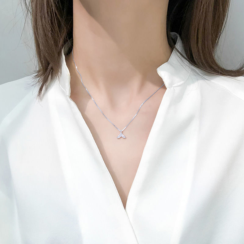 083 Ladies' Summer Pure Copper simple and sweet 2021 new Niche light Luxury Style Versatile necklace detail image 2