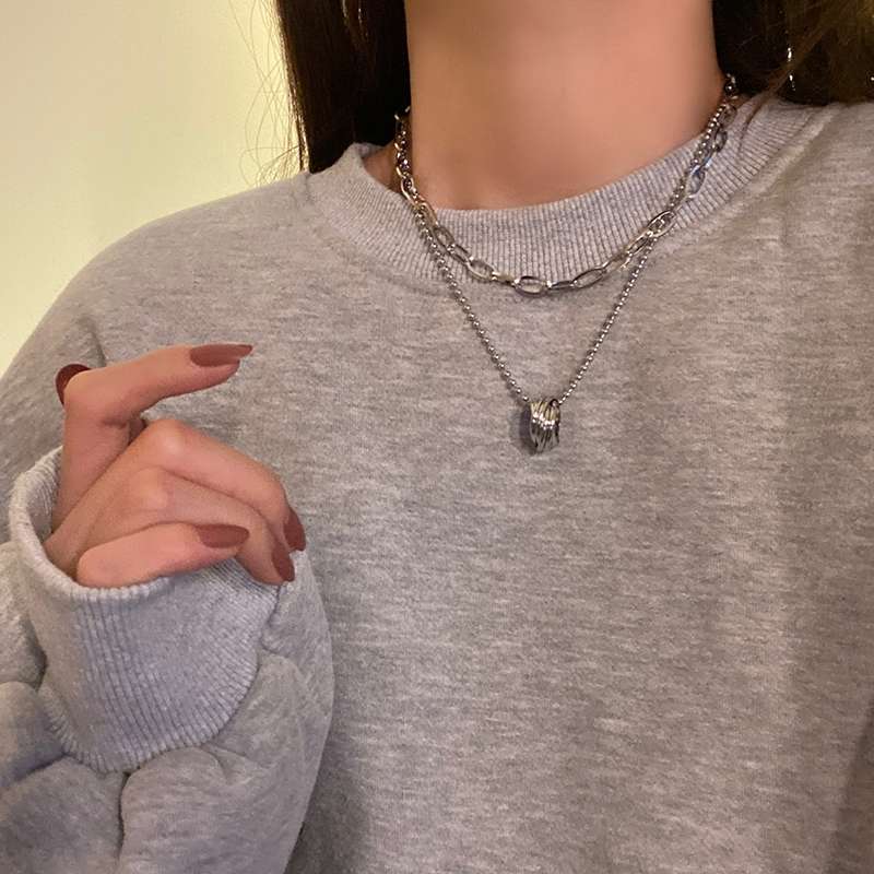 ins trendy hip-hop double-layer chain sweater chain, personalized simple necklace, popular circle necklace pendant Specification image