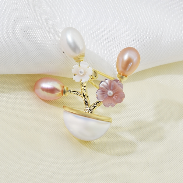 Bonsai brooch