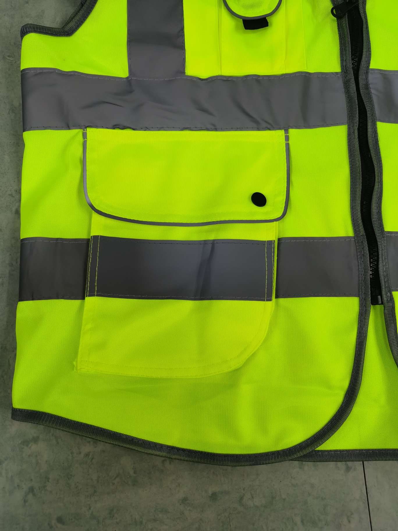 Reflective waistcoat, multi-pocket premium reflective waistcoat, zipper reflective waistcoat Specification image