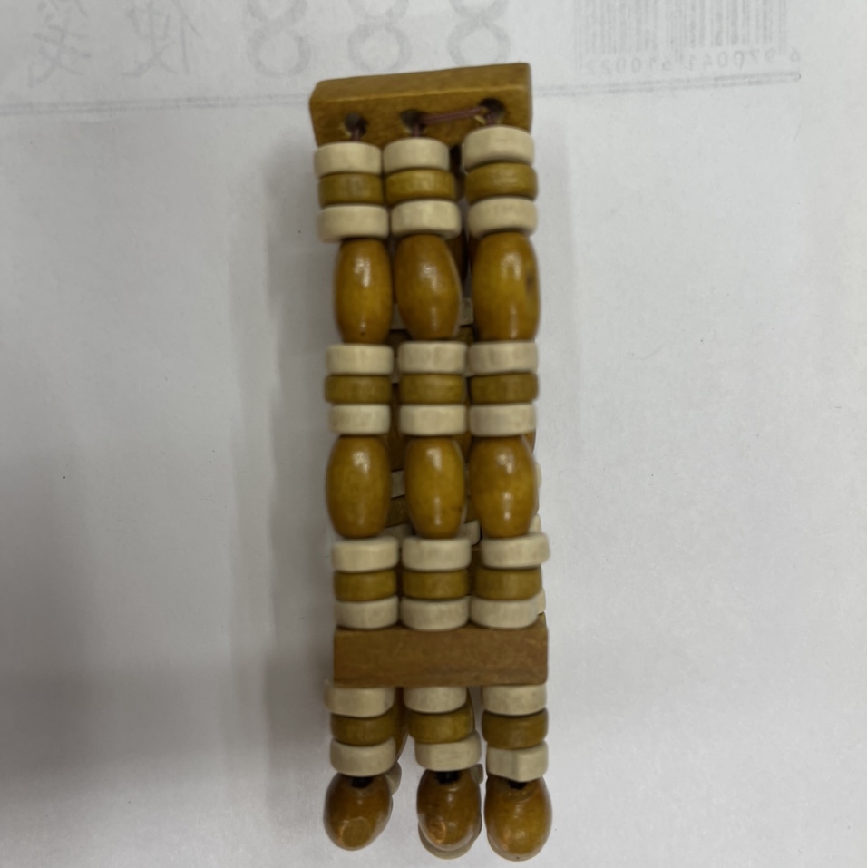 中咖啡十白手链