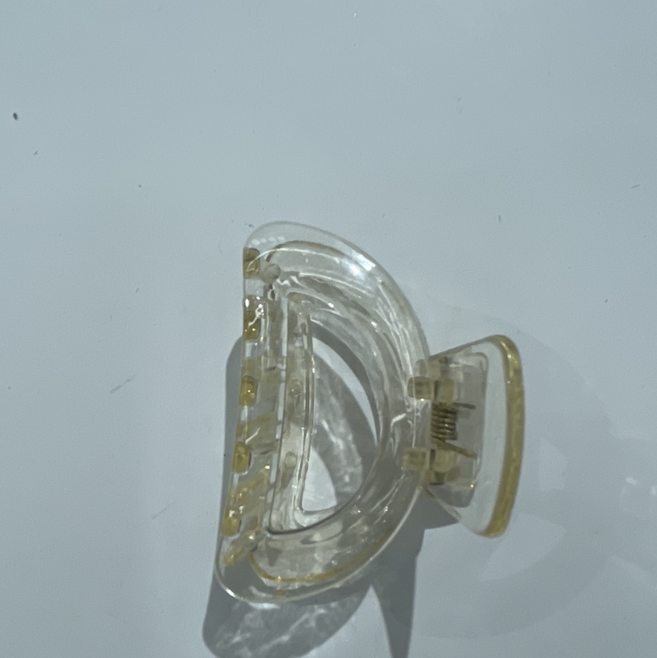 圆衣架大号亚克力抓夹后脑夹子洗澡鲨鱼夹发夹抓夹厂家批发