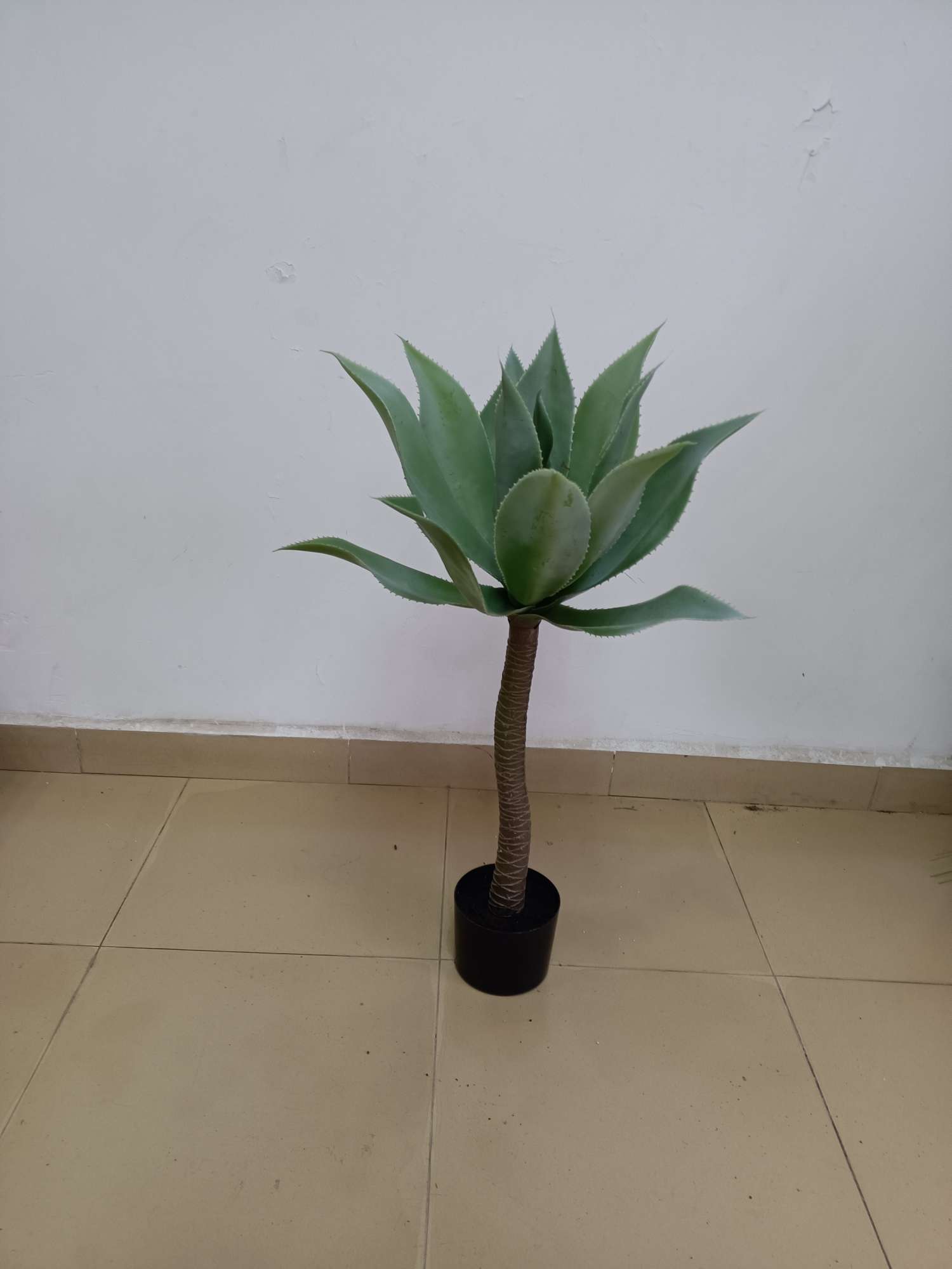 Factory direct sales of artificial tree-shaped trees, popular and best-selling artificial trees details Picture