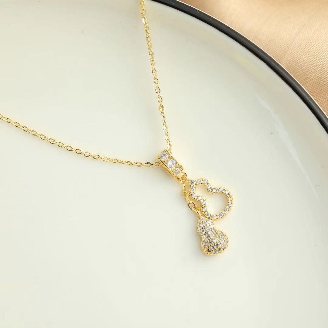 小蛮腰项链女夏轻奢小众设计精致不掉色锁骨链颈链choker葫芦吊坠