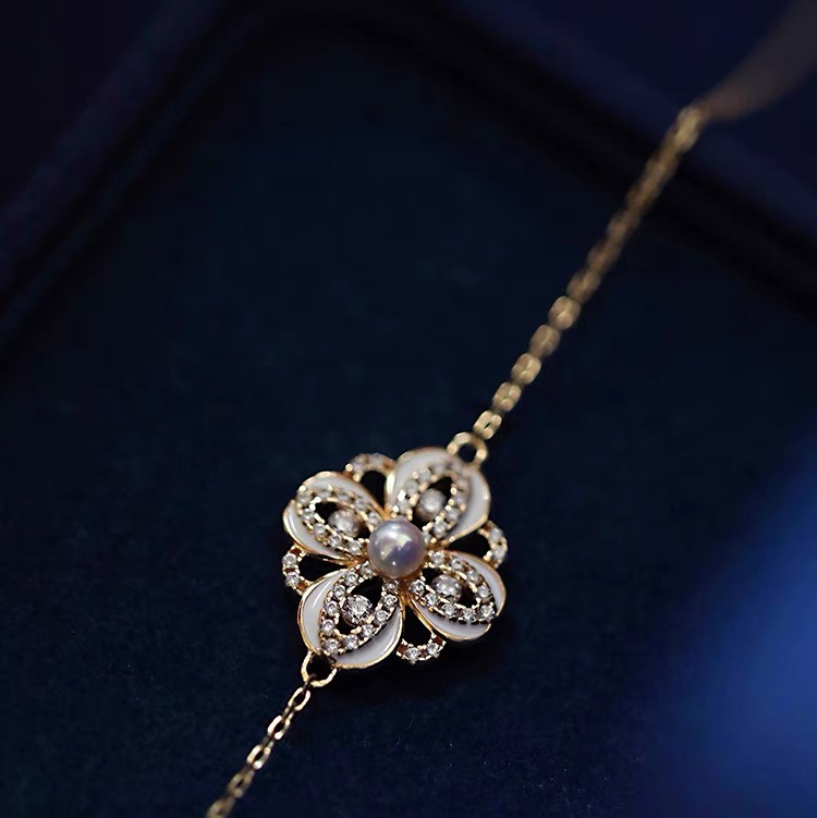Four-leaf clover set necklace