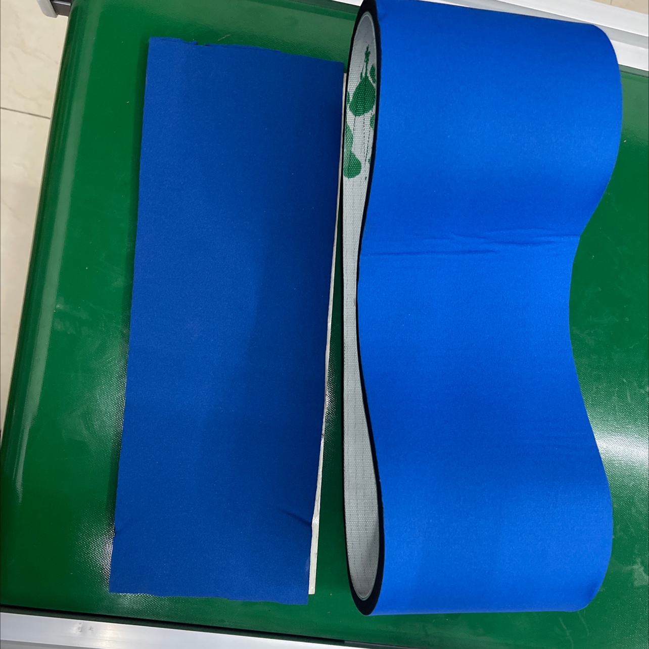 Labeling machine round bottle roll label blue belt /1 set of Guangxin Packaging Machinery Equipment physical old store, good quality and favorable price details Picture