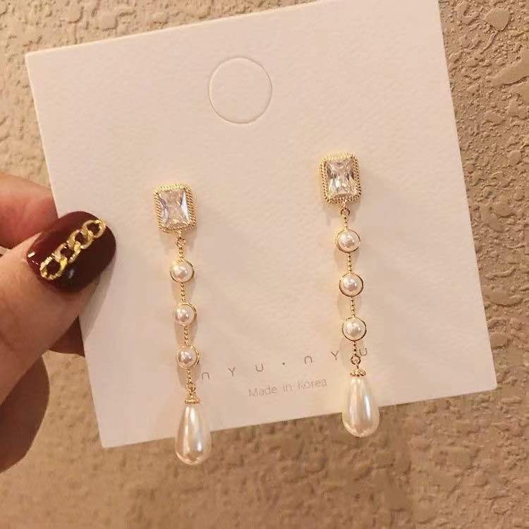 耳环女长款气质韩国2020新款高级感耳饰个性长款流苏珍珠网红耳坠