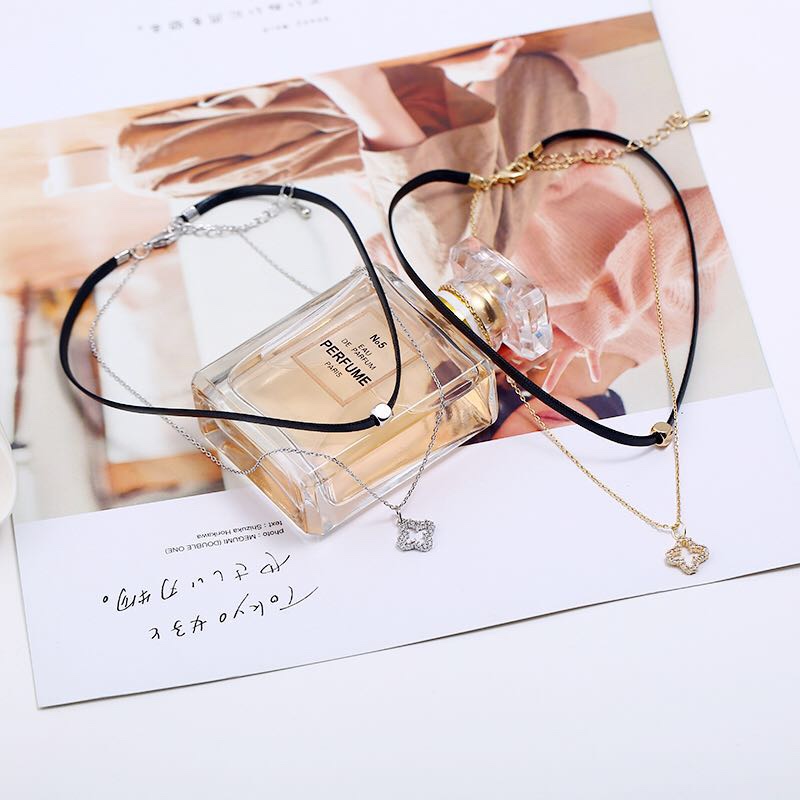 Unique style necklace with quadrilateral