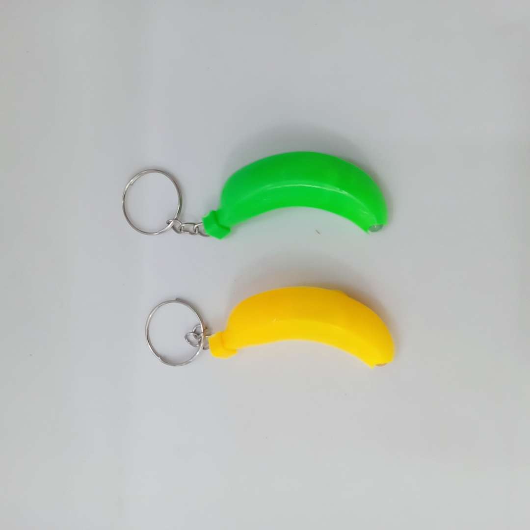 Keychain light white banana small gift event: Factory direct sales of luminous toys, keychain light, tall electronic toys 1 Application Scenario