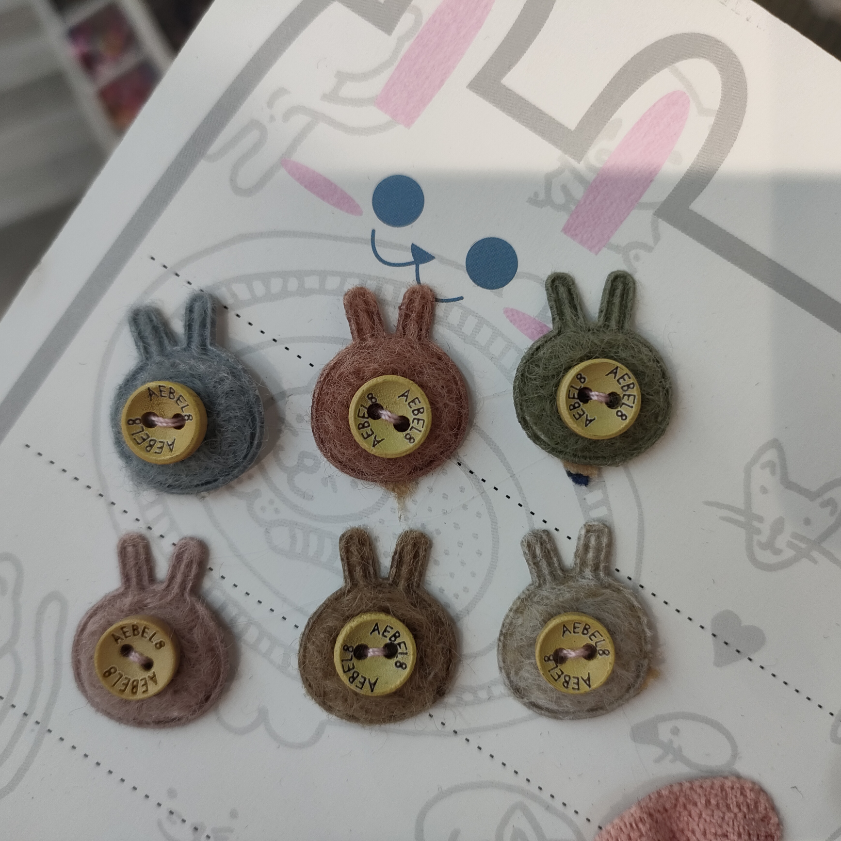 Sew buckle rabbit head