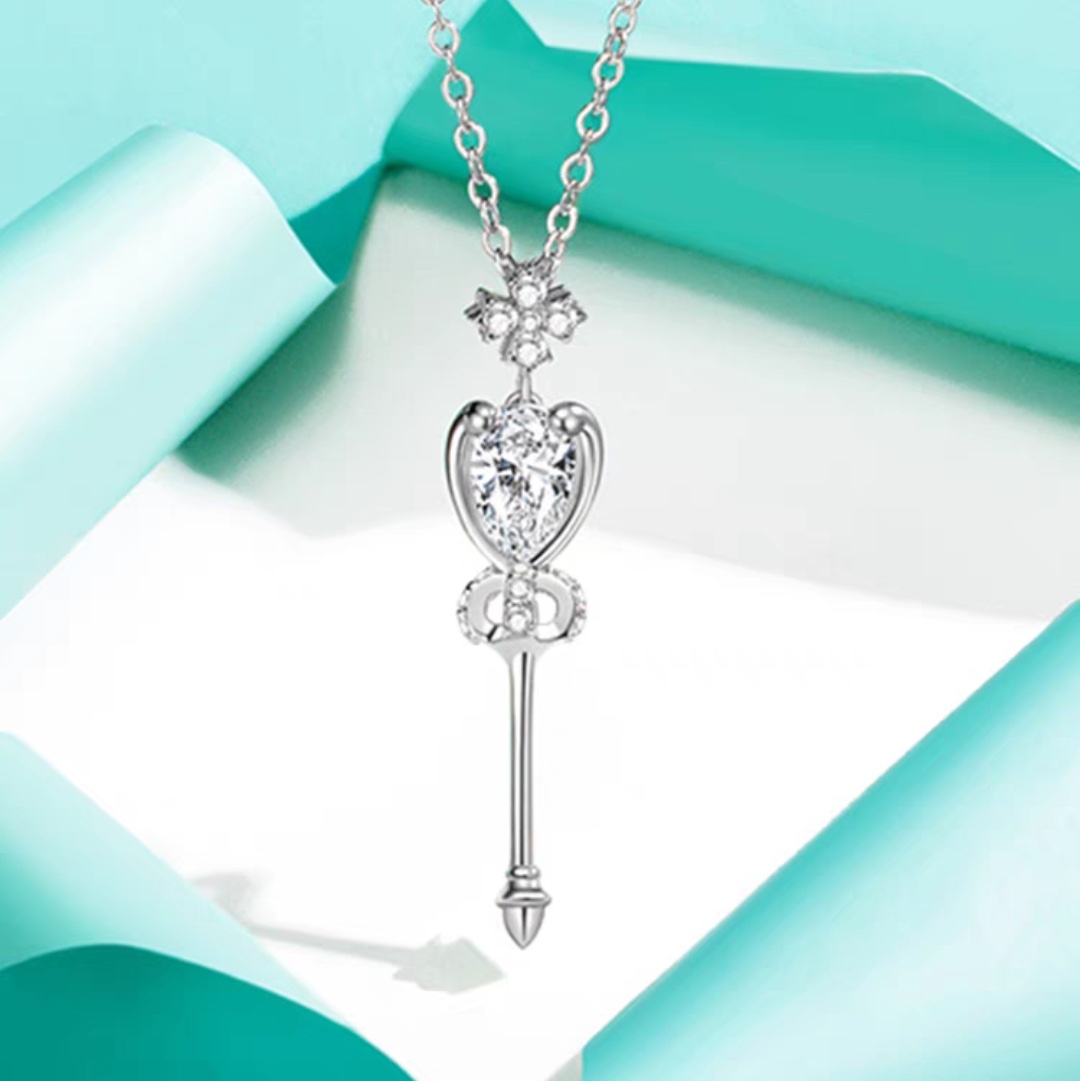 Magic stick necklace