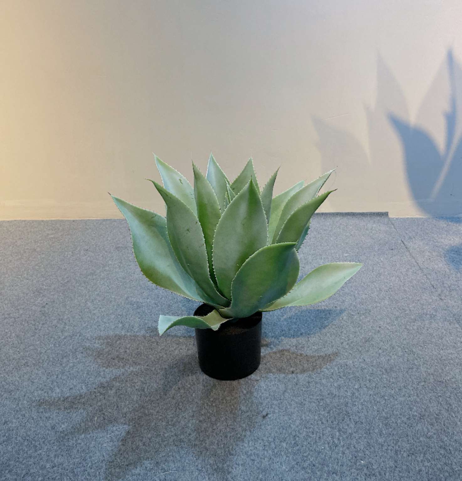 Factory direct sales of artificial tree-shaped trees, popular and best-selling artificial trees detail image 2