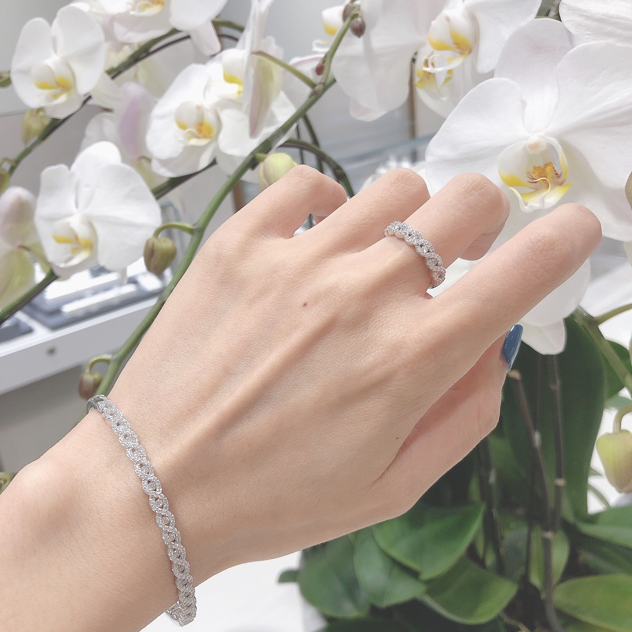 Niche designer original personality gift tornado ring bracelet girl