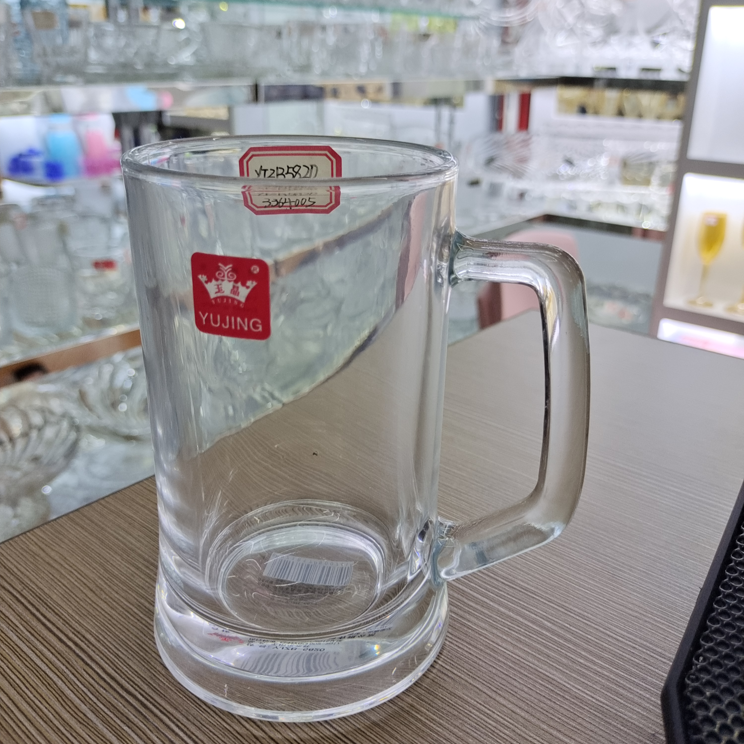 子涵玻璃国际商贸城D区4街7998-YJZB5820