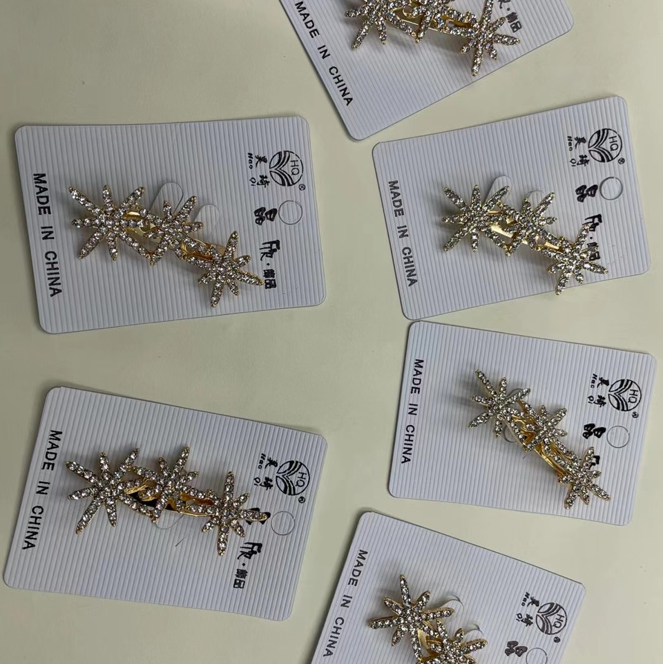 Rhinestone brooch a