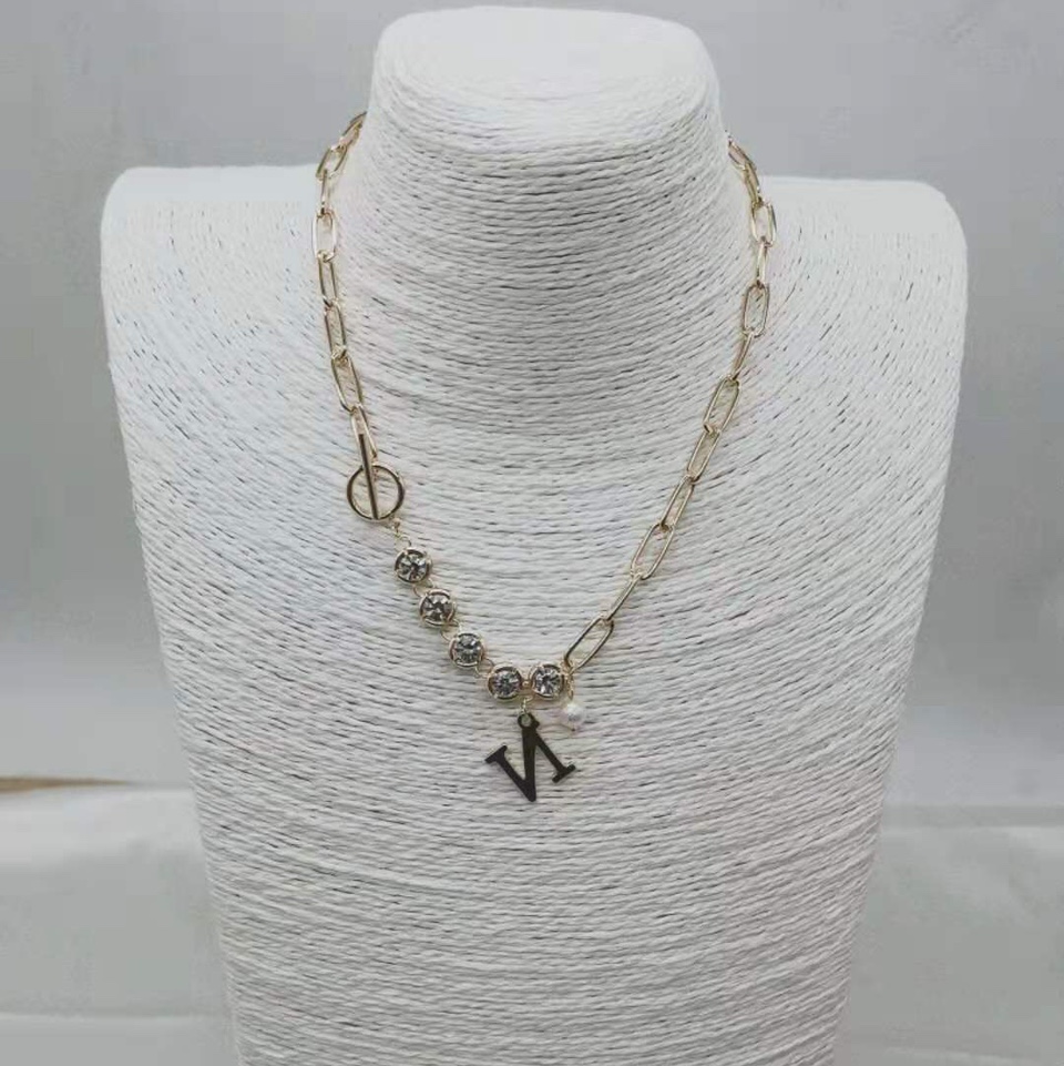 Fashion design necklace