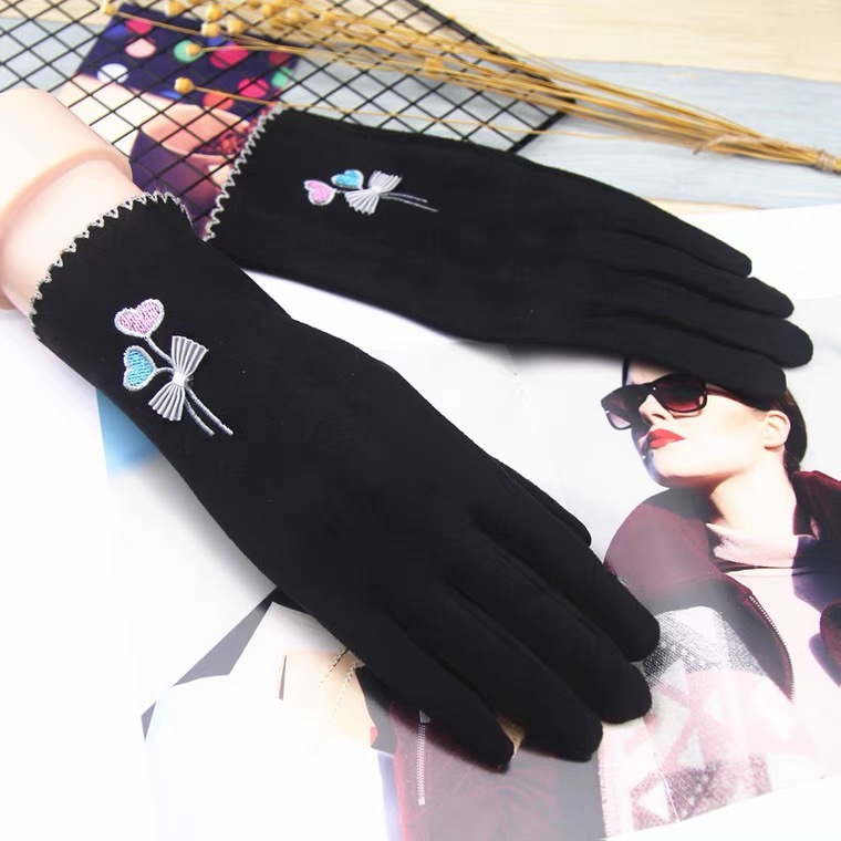 Gloves Female Winter suede motorcycle ride warm plus velvet plus thick velvet student cartoon cute fall bow