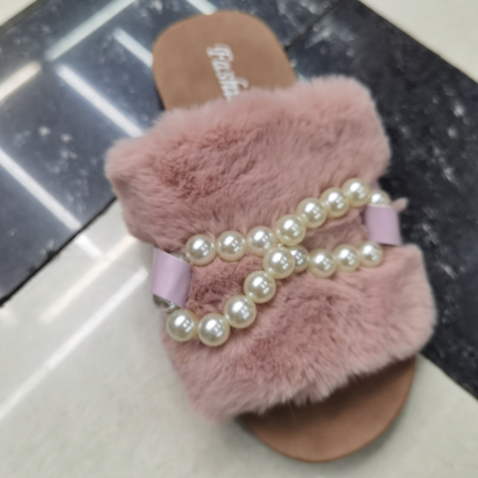 Slippers with rhinestone straps