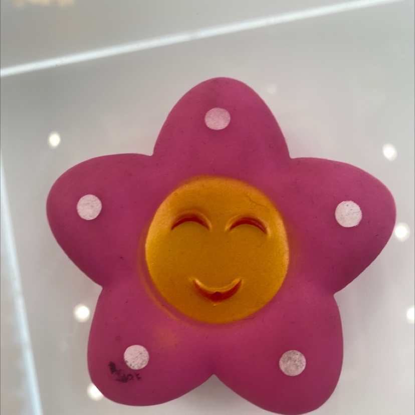 Pond Glue Spray Toy Flowers