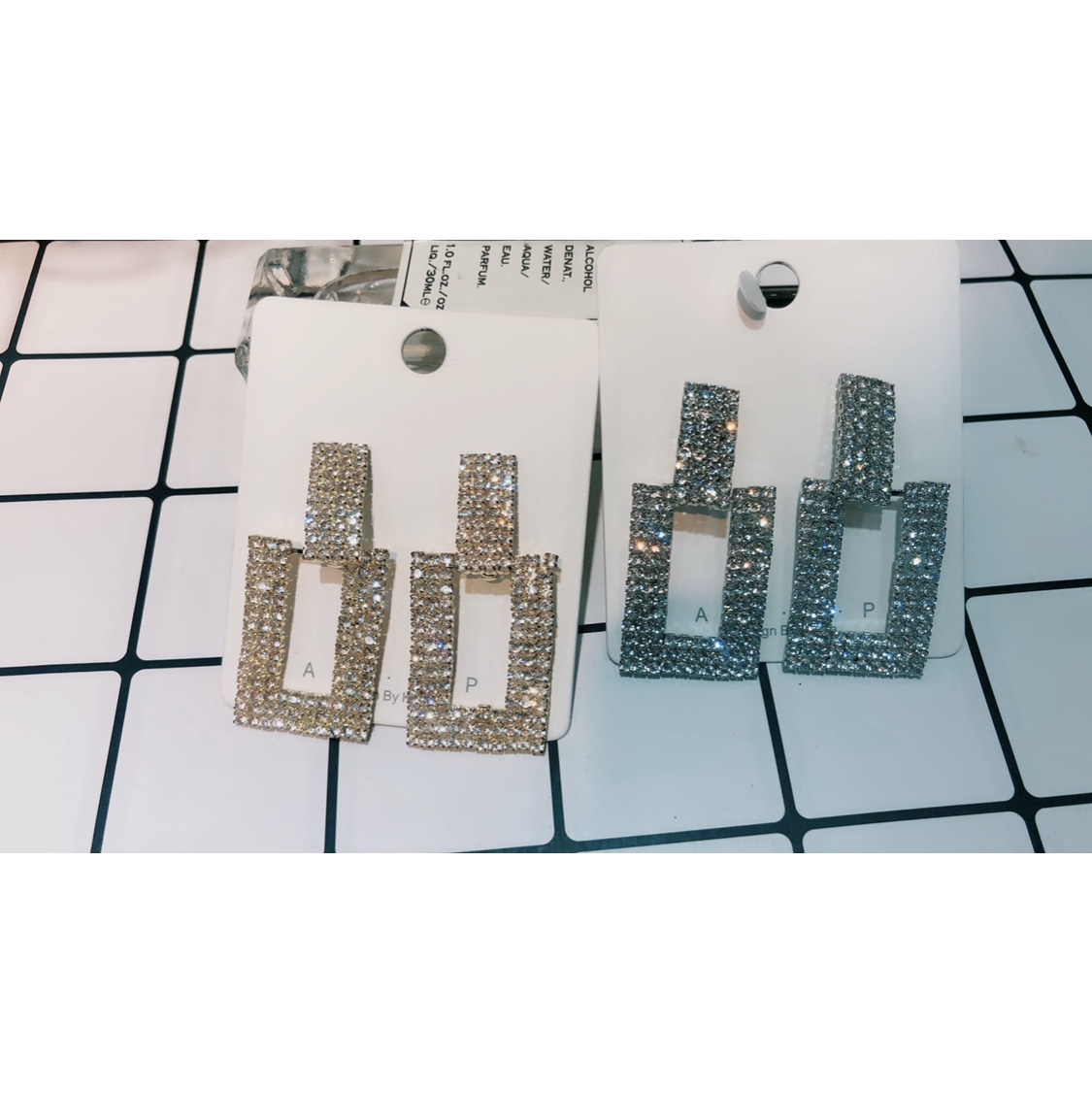 Naked diamond earrings gold 42