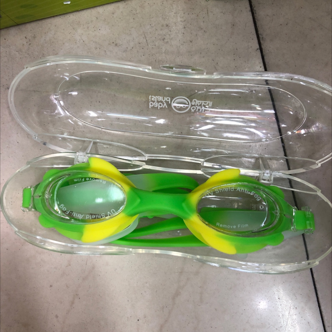 مرآة سباحة للأطفال