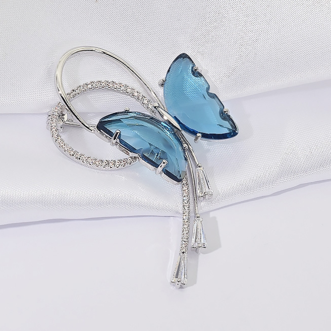 Dancing butterfly brooch