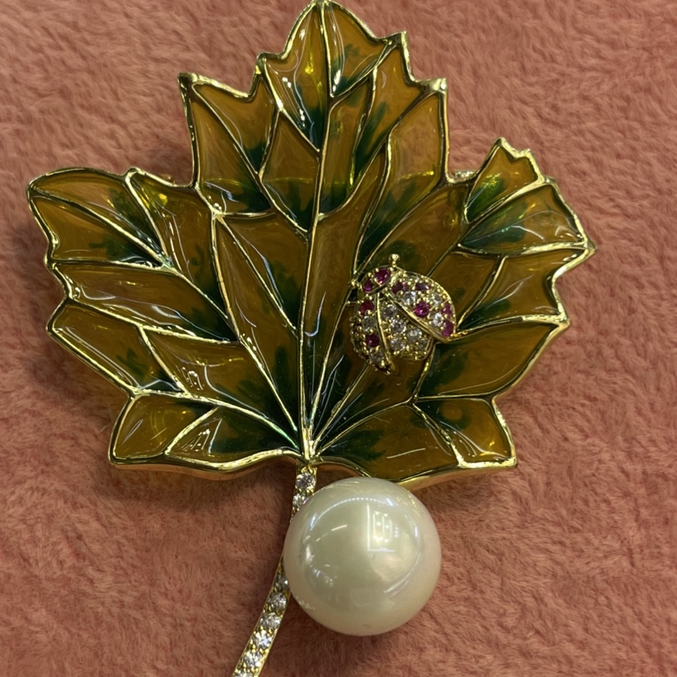 Leaf Brooch everything upscale fashion trend Pearl painted Luxury Accessory 3