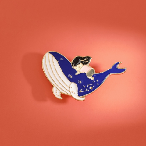 Whale boat brooch