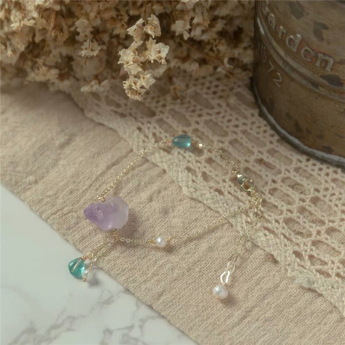 Small transparent stone bracelet