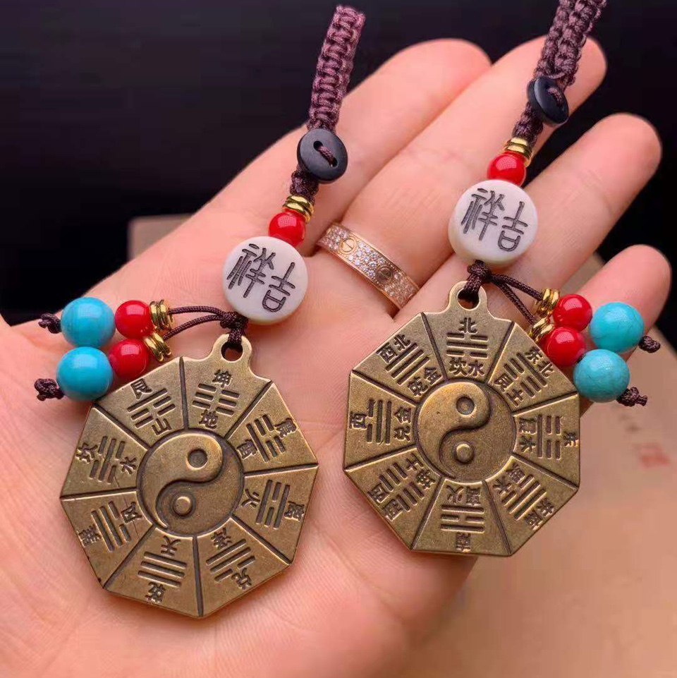 全铜八卦牌包挂钥匙扣