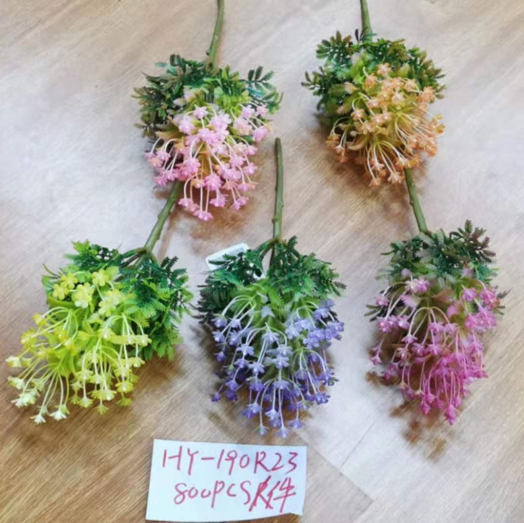 12 plastic flowers 10