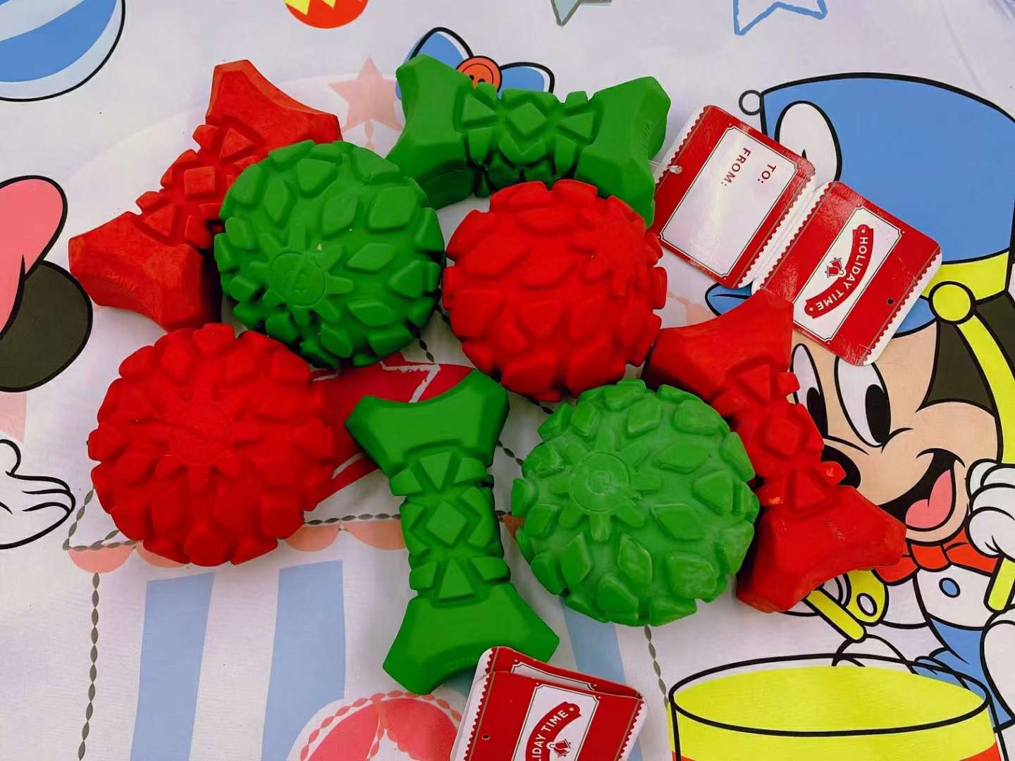 宠物用品！新到货一批🔥
外贸乳胶 球球⚽️骨头🦴小玩具   有轻微瑕疵 不会影响玩耍[机智]详情图4