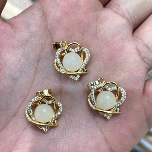 Pendant 99