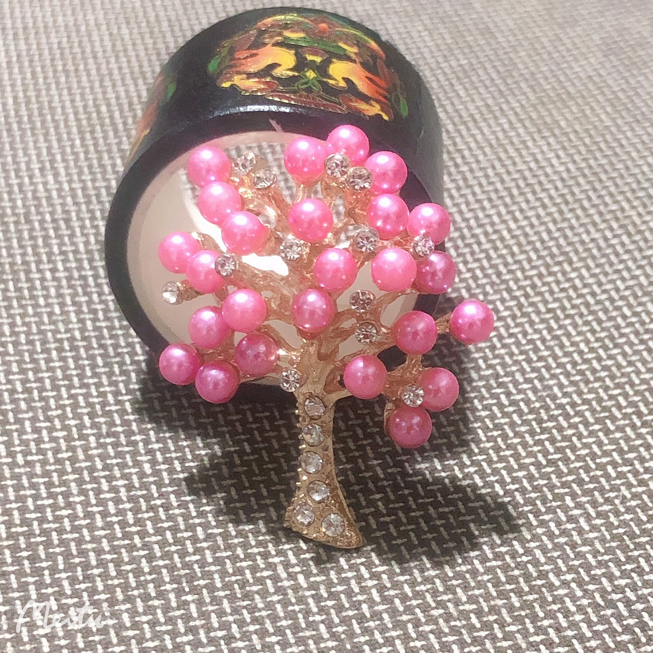 嫩粉色珍珠发财树