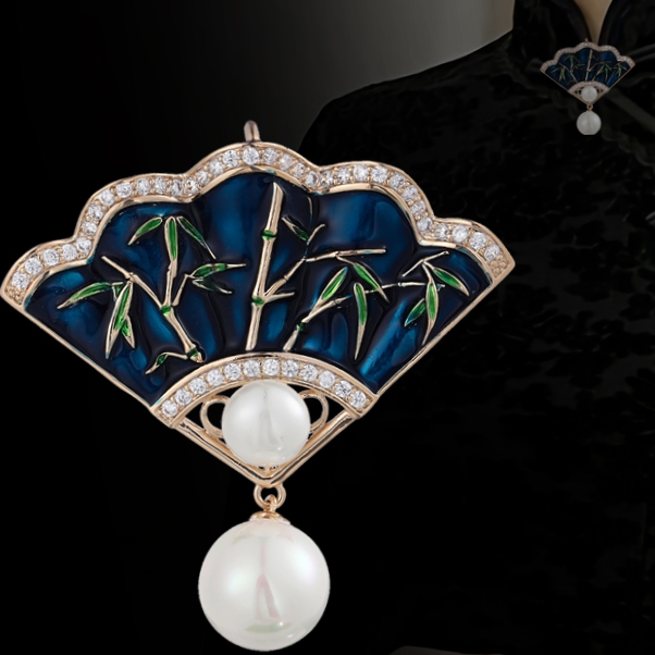 Bamboo leaf fan brooch