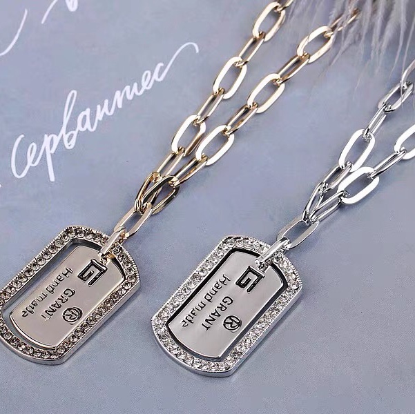 Niche design sense male fashion long cold wind thick chain